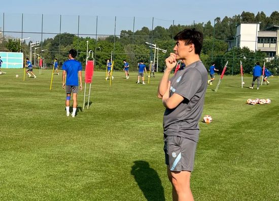 污污的网站免费观看