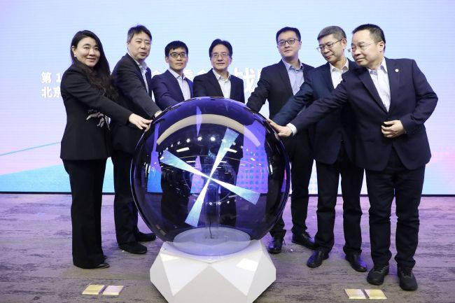 欧美亚洲第一页